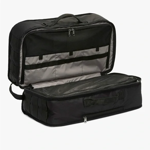 Nike RPM Black Duffel Bag - Picture 8 of 16